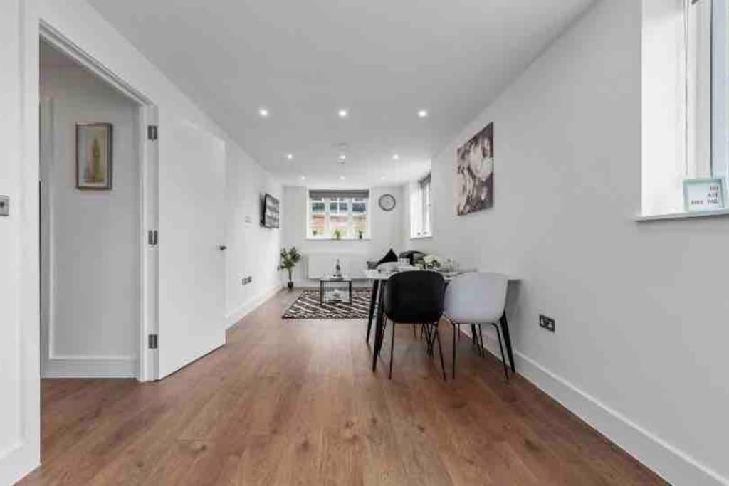 Cozy Flat Near London Eye/ Victoria / Vauxhall Lejlighed Eksteriør billede
