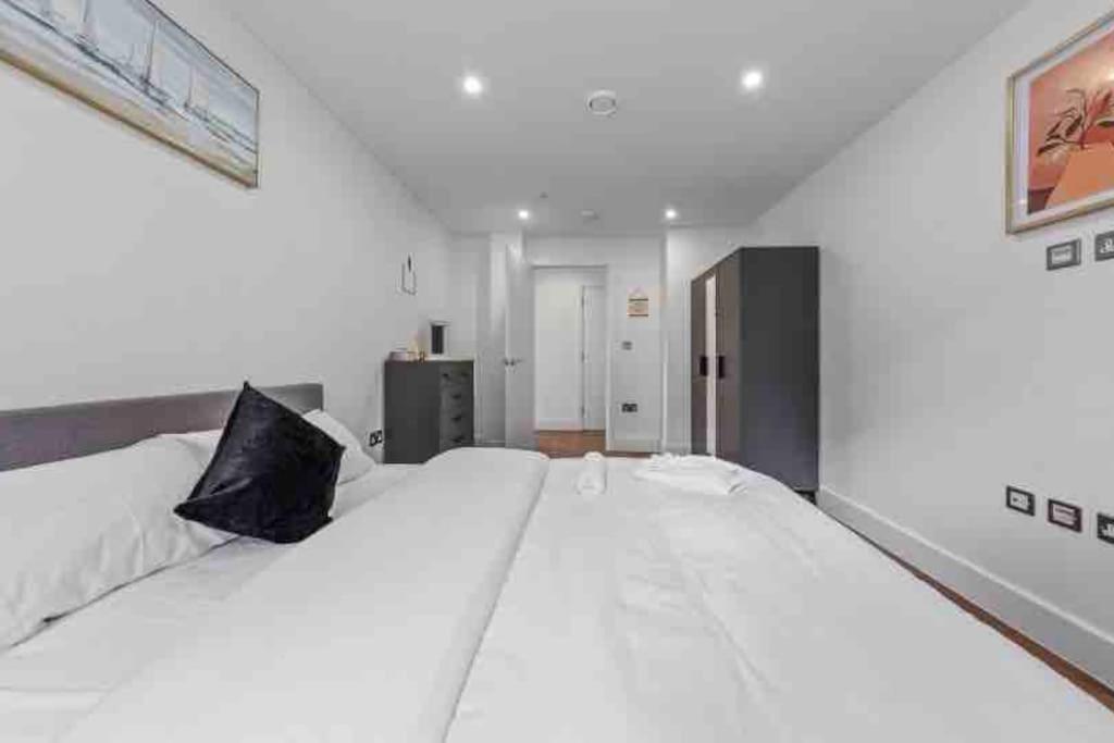Cozy Flat Near London Eye/ Victoria / Vauxhall Lejlighed Eksteriør billede
