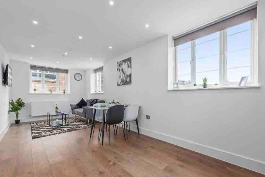 Cozy Flat Near London Eye/ Victoria / Vauxhall Lejlighed Eksteriør billede